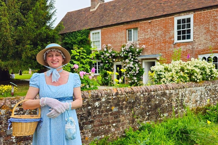 Walk Chawton: Jane Austen’s Village Tour from London