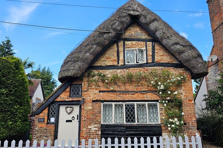 Alton to Chawton: Guided Jane Austen Walking Trail (2.5 km) photo 6