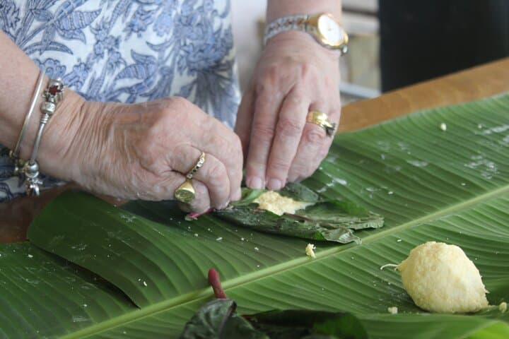 Aelan Slow-Cooking Experience: Riverbank Cooking & Kitchen-Garden Tour near Port Vila photo 3
