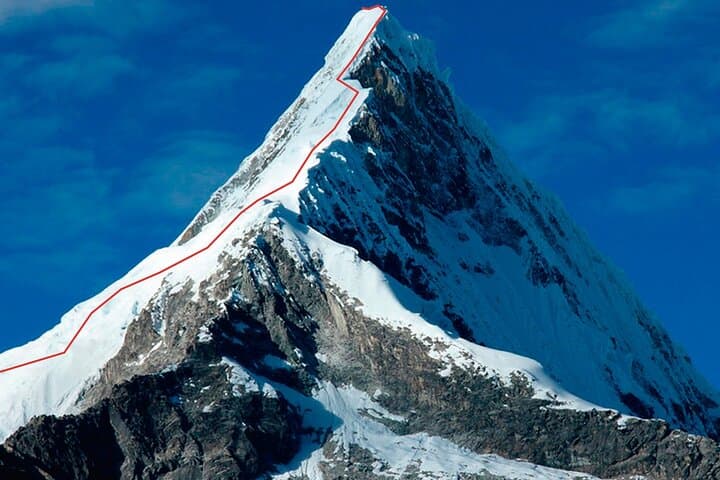 Climb Nevado Artesonraju: A Challenging Ascent in Peru’s Cordillera Blanca