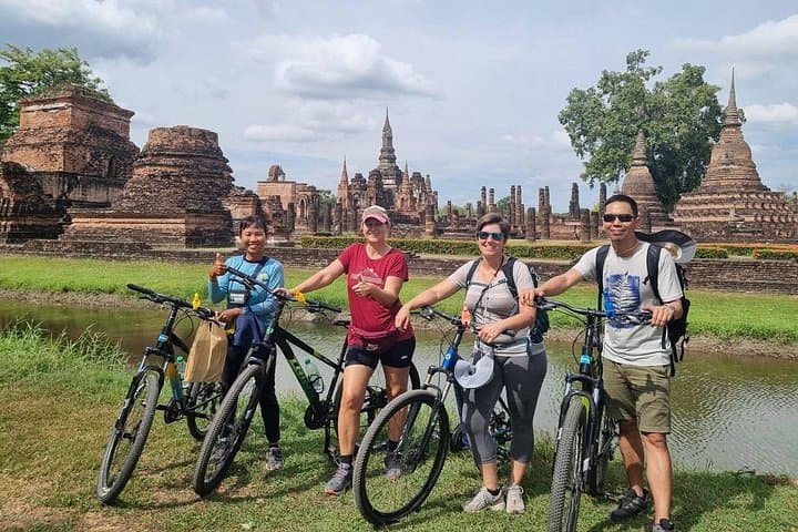 Full-Day Sukhothai Historical Park Tour: Bike the First Capital of Siam