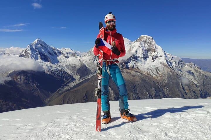 Ski and Summit the Cordillera Blanca: Pisco and Huascarán 16-Day Expedition photo 3