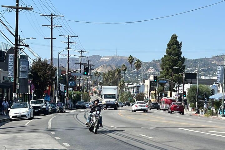 Silver Lake Food & Culture Walking Tour: A 3–4 Hour Culinary Stroll Through LA’s Trendiest Neighborhood photo 6