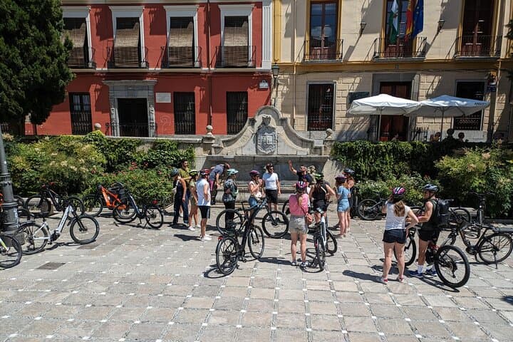 Discover Granada by E-Bike: 3-Hour Albaycín & Mirador Tour photo 4