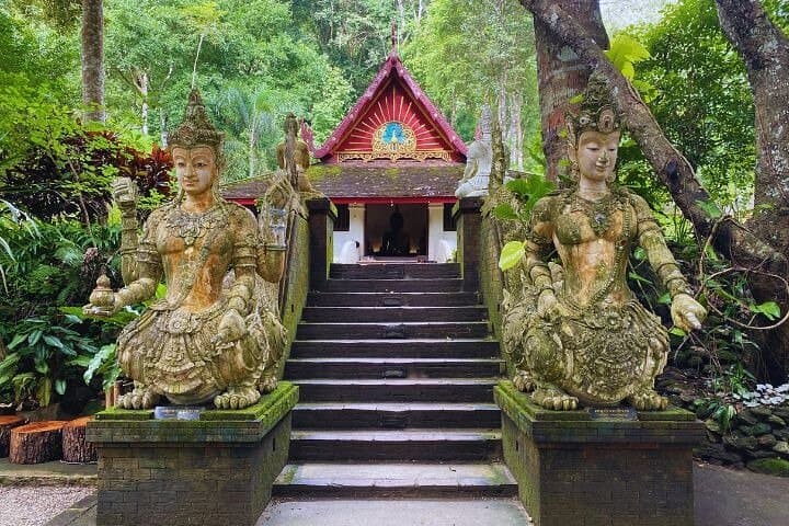Doi Suthep & Sticky Waterfall Private Day Tour — Temples, Forest Shrine and Bua Thong Climb photo 3