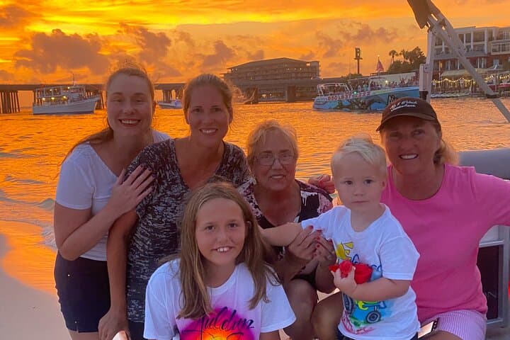 Private Sunset Dolphin Cruise in Destin — 90-Minute Dolphin & Harbor Sunset Charter photo 4