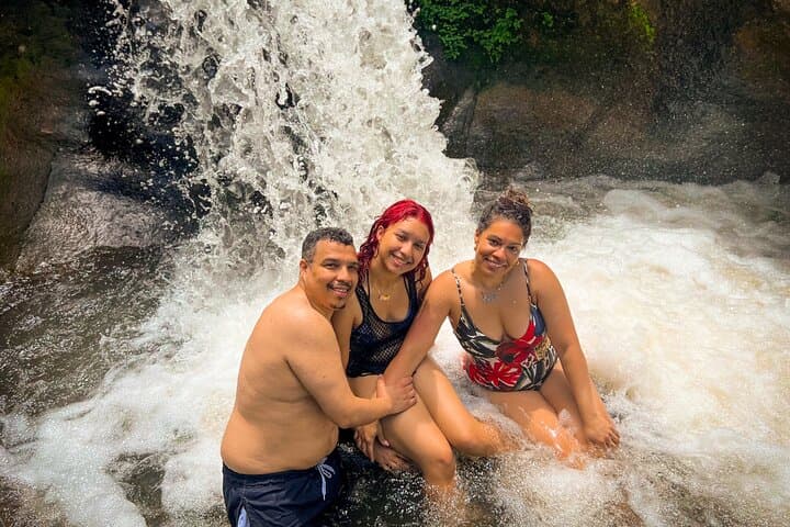 El Yunque Rainforest Hike, Las Paylas Waterslides & Luquillo Kiosks Day Trip