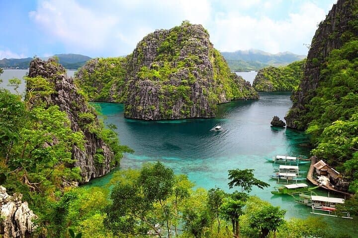 Private Half-Day Boracay Tour to Puka Beach, Mt Luho & Willy's Rock