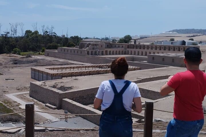 Full-Day Lima Experience: Pachacamac, Barranco & Magic Water Circuit photo 3