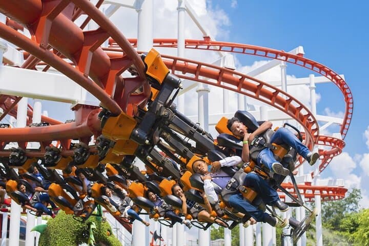 Dream World Bangkok Super Visa: Complete Guide to a Full Day of Rides and Snow Play photo 6