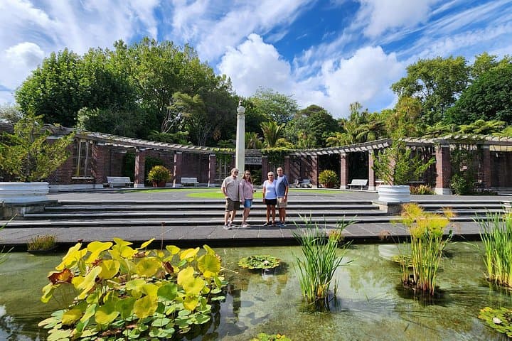 Auckland Best Top 5 Half-Day Tour — Westhaven, Mt Eden & Mission Bay photo 1