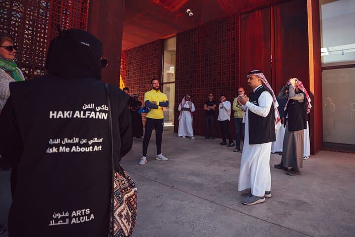 Private AlUla Cultural Tour: Hegra, Old Town & Elephant Rock (Full-Day) photo 4
