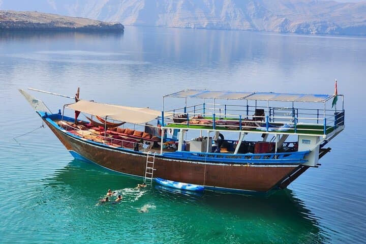 Khasab Adventure: Mountain Safari & Half-Day Dhow Dolphin Cruise photo 2