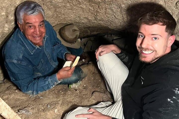 Inside the Great Pyramid: Private Giza Day Tour from Cairo
