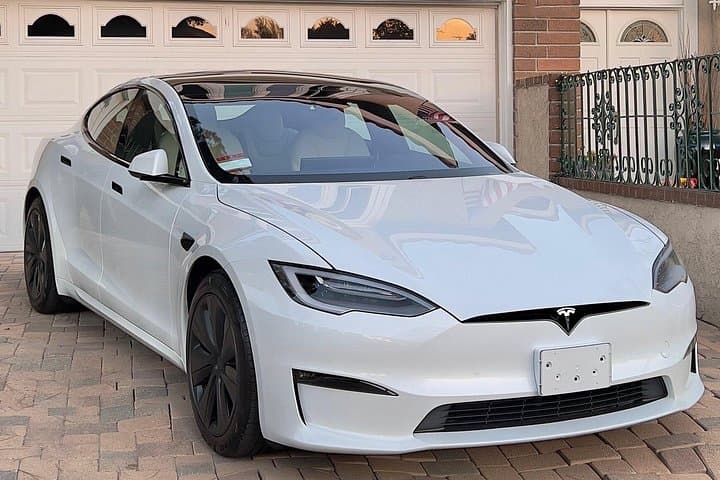Tesla Airport Transfers NYC–NJ–PA: Private Model S Rides & Long-Distance Drop‑Offs photo 1