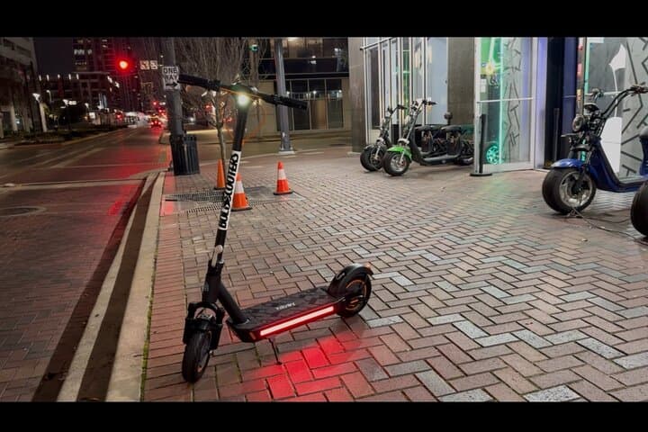 Deep Ellum & Downtown Dallas on a Max Pro E‑Scooter: Self‑Guided Urban Ride photo 3