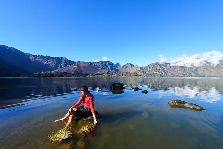 Mount Rinjani 4-Day Summit Trek: Lake Segara Anak & Hot Springs photo 4