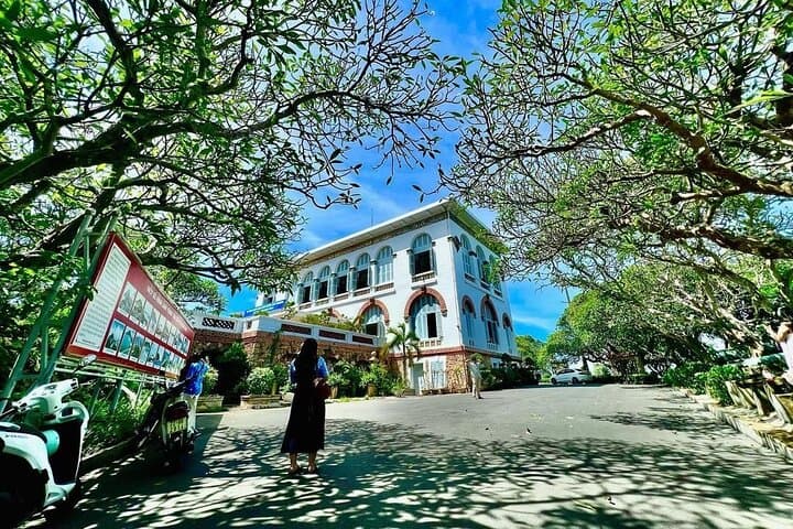 Vung Tau Discovery: Private Coastal Day Trip from Phu My Port