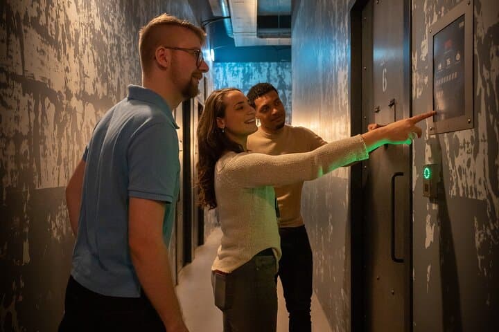 Prison Island Madrid: 2-Hour High-Tech Escape Game Experience