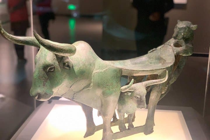 Inside Kunming's Yunnan Provincial Museum: Private Tour, Bronze Treasures & Tea Tasting photo 2