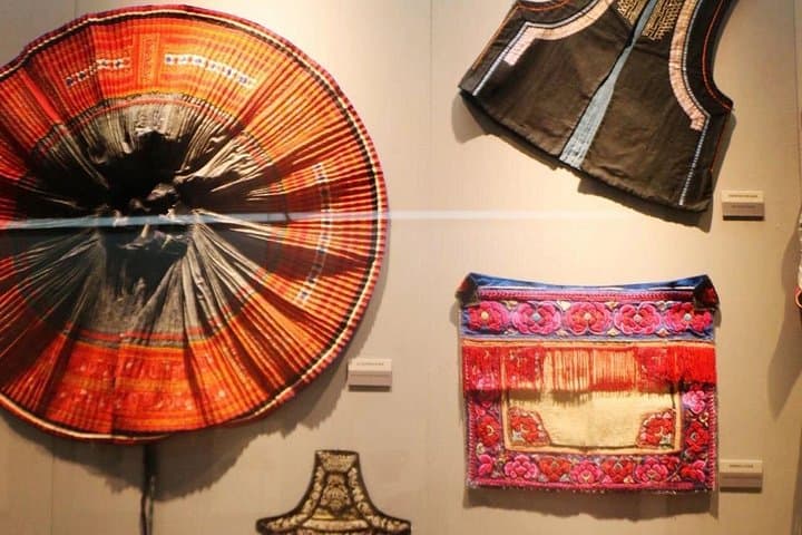 Inside Kunming's Yunnan Provincial Museum: Private Tour, Bronze Treasures & Tea Tasting photo 3