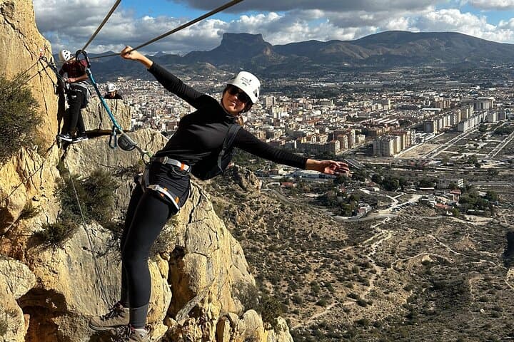 Via Ferratas of Bolón: 4-Hour Guided Climb and Zip Line in Elda photo 4