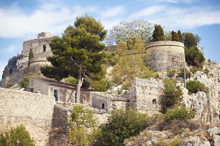 Guadalest, Altea & Algar Fountains Day Trip from Valencia photo 6