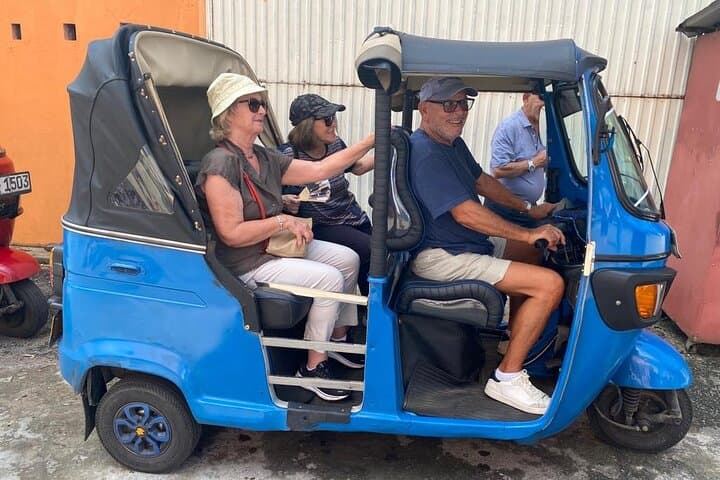 Tuk-Tuk Through Kandy: Half-Day City & Waterfall Tour with Traditional Lunch photo 1