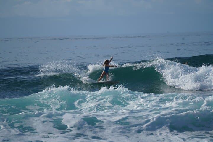 East Cape Surf Expedition with 4x4 Transport and Pro Photography