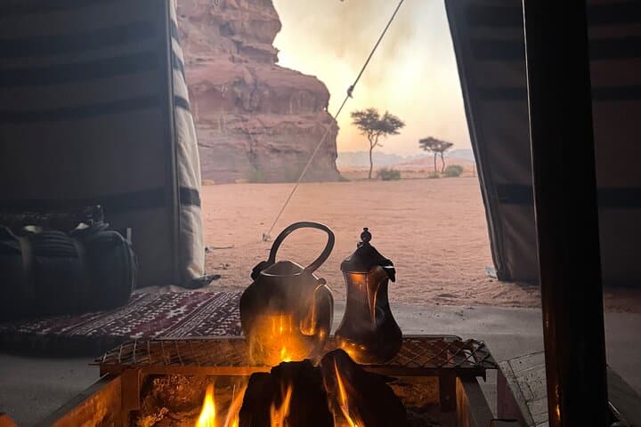 Wadi Hisma Day Trip from Tabuk — Ship Rock, Secret Garden & Bajdah Wildlife