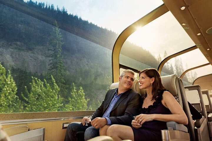 Rocky Mountaineer 6-Day Vancouver to Rockies Train Tour — Banff, Jasper & Icefields Parkway photo 3