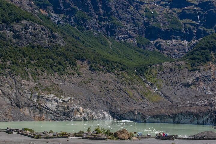 Cerro Tronador Day Tour from Bariloche — Ventisquero Negro, Pampa Linda & Black Glacier photo 6