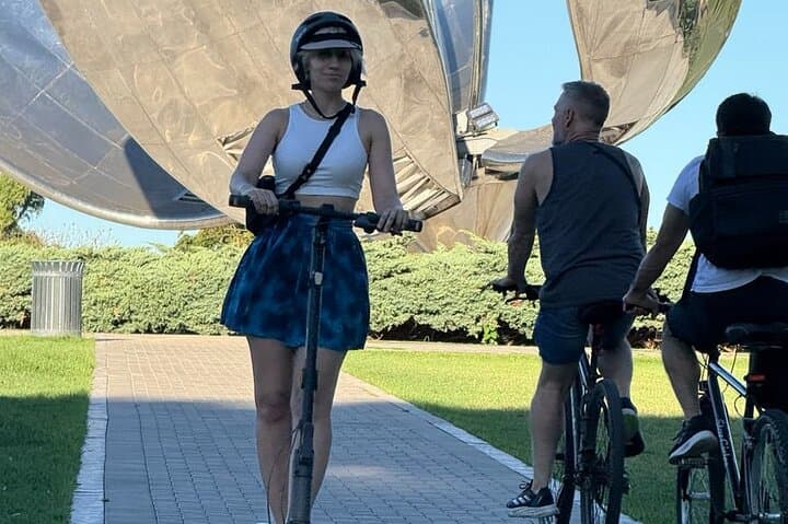 Discover Buenos Aires by Electric Scooter: Mate, Monuments & Urban Speed photo 5