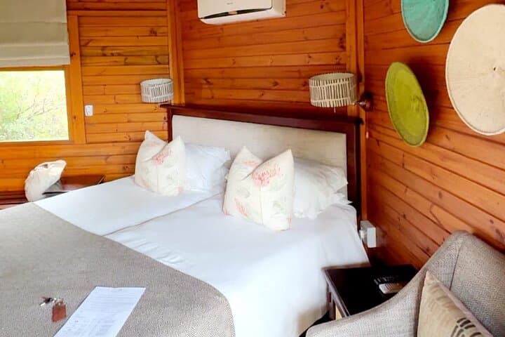 2-Day Garden Route Big Five Safari from Cape Town photo 3