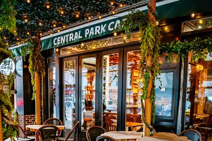 Central Park Cafe Scenic Lunch and Dinner Experience in New York City
