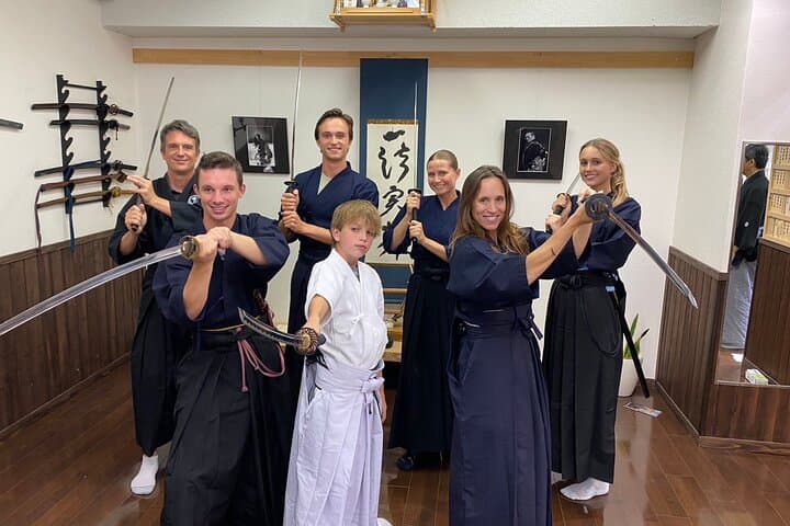 Tokyo Samurai Iaido Experience: Private Kimono & Test Cutting Lesson photo 4