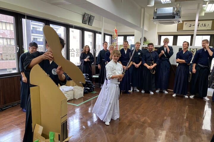 Tokyo Samurai Iaido Experience: Private Kimono & Test Cutting Lesson photo 6