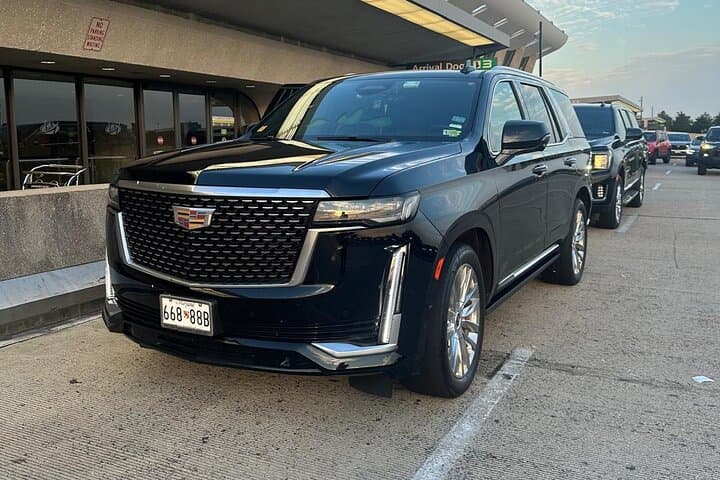 Private Dulles IAD to Washington DC Transfer — Executive Limo Service photo 2