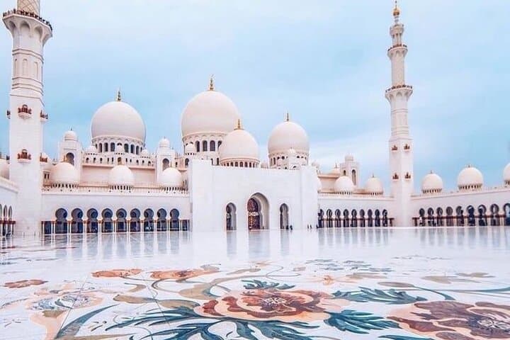 Sheikh Zayed Grand Mosque & BAPS Hindu Mandir: Private Tour from Dubai photo 2