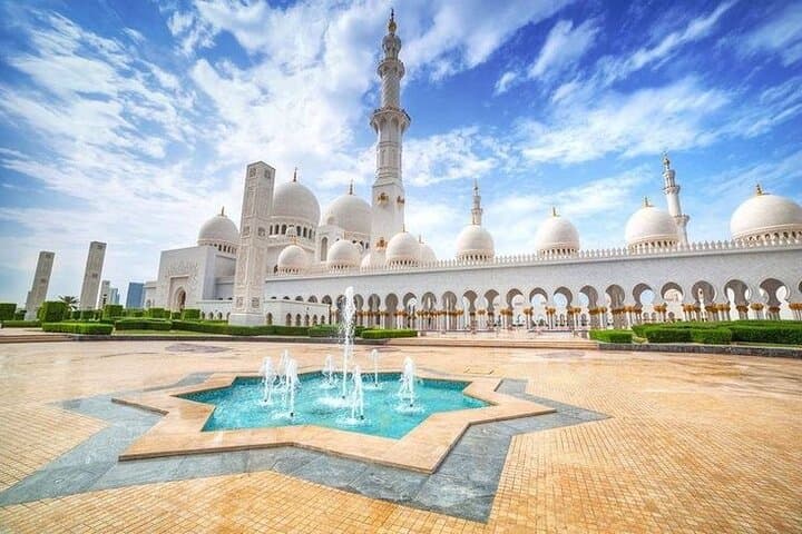 Sheikh Zayed Grand Mosque & BAPS Hindu Mandir: Private Tour from Dubai photo 4