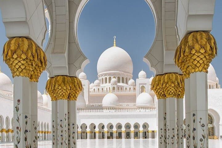 Sheikh Zayed Grand Mosque & BAPS Hindu Mandir: Private Tour from Dubai photo 5
