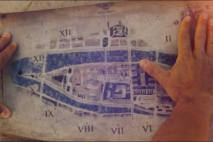 Ile de la Cité Escape Game — Nicolas Flamel's Stone Walking Treasure Hunt in Paris