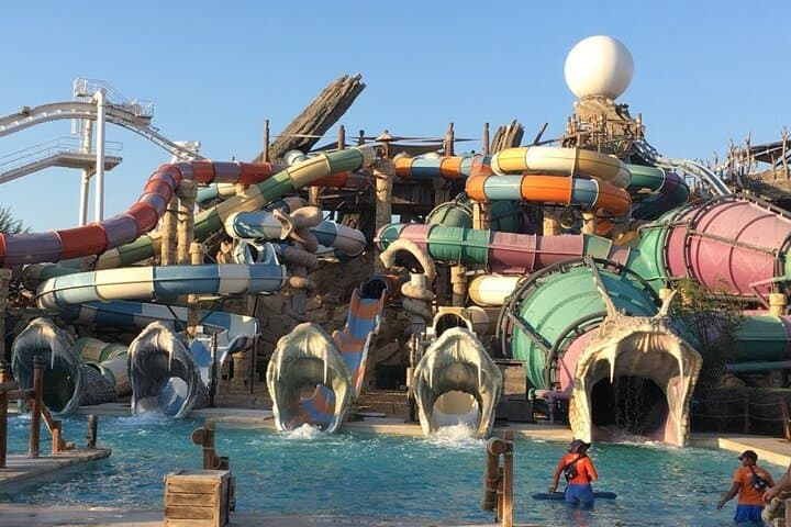Yas Waterworld Abu Dhabi: Full-Day Waterpark with Private Transfer & Lunch photo 4