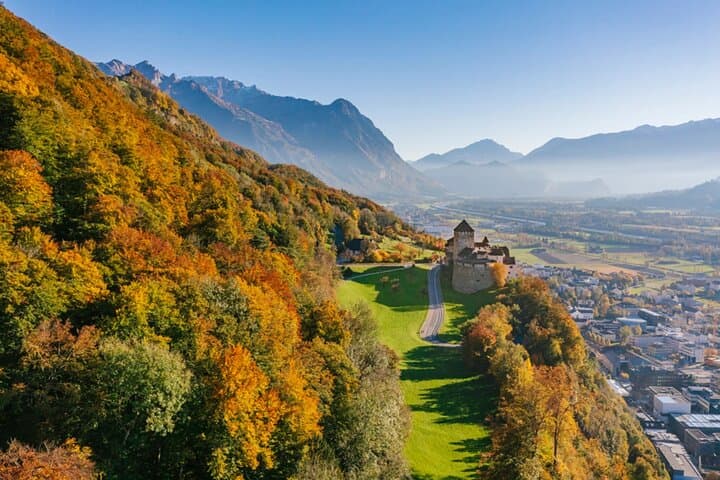 Three-Country Day Tour from Lucerne: Liechtenstein, Austria & Switzerland photo 5