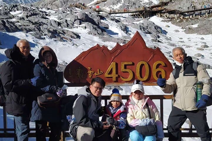 8-Day Private Yunnan Highlights: Stone Forest, Erhai & Jade Dragon Snow Mountain