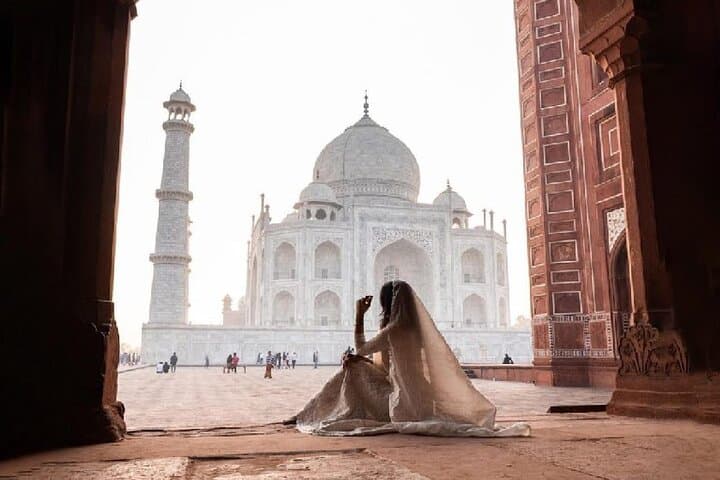 Private Taj Mahal, Agra Fort & Baby Taj Day Trip from Delhi