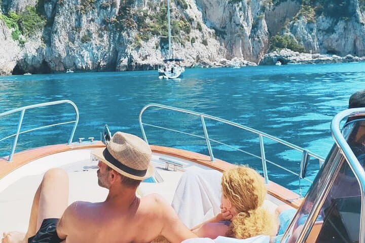 Capri by Boat: Private 2‑Hour Grotto & Faraglioni Cruise