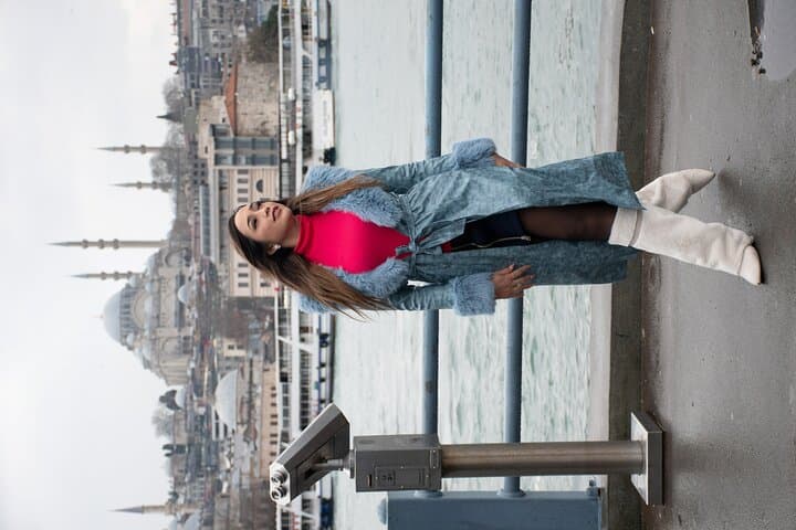 Istanbul Walking Photoshoot — Istiklal, Galata Tower & Galata Bridge photo 3