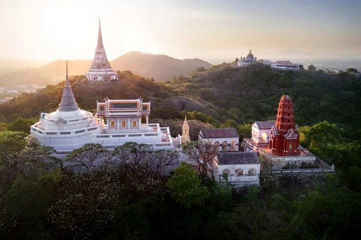 Hua Hin Day Trip from Bangkok: Caves, Hilltop Palace & Coastal Views photo 2