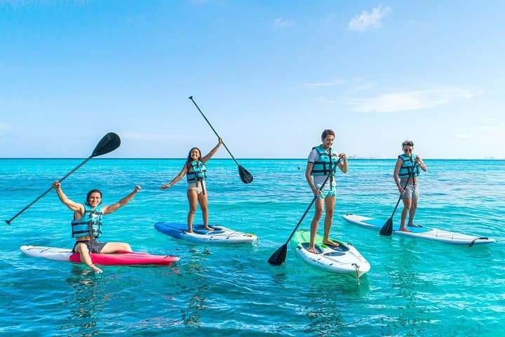 Garrafon Park: Isla Mujeres Zipline, Snorkel & Kayak Day Trip from Cancun